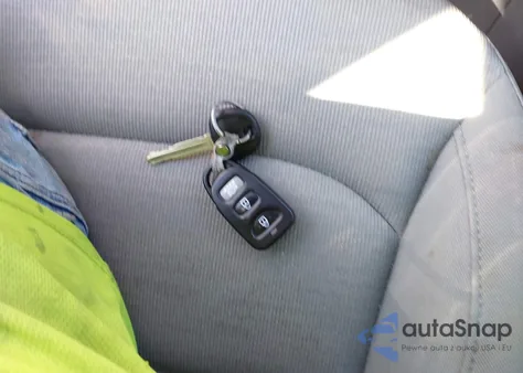 2017 Hyundai Elantra Se z USA, uszkodzony, nr VIN KMHD74LF1HU390482